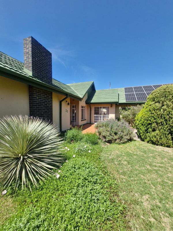 3 Bedroom Property for Sale in Vryburg North West